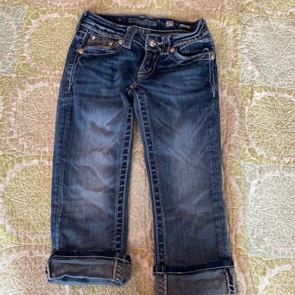 Girls Angel Miss Me Capris - Picture 1 of 3